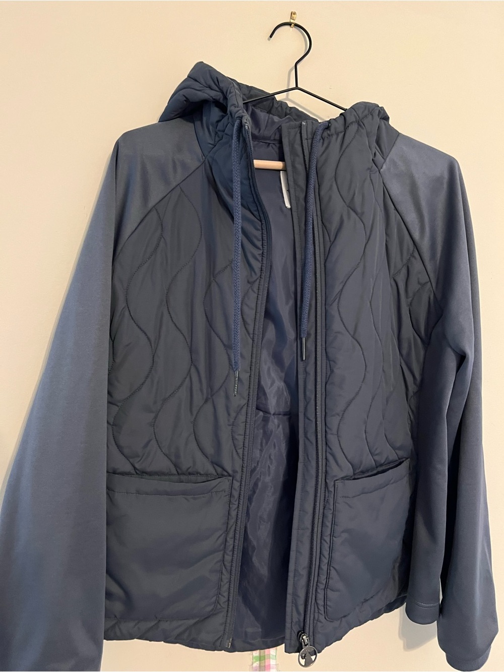 Barbour Quilted Hooded raincoatJacket in Navy Blue